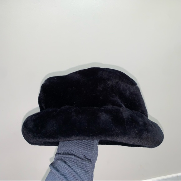 Fuzzy Black Hat - Picture 2 of 3
